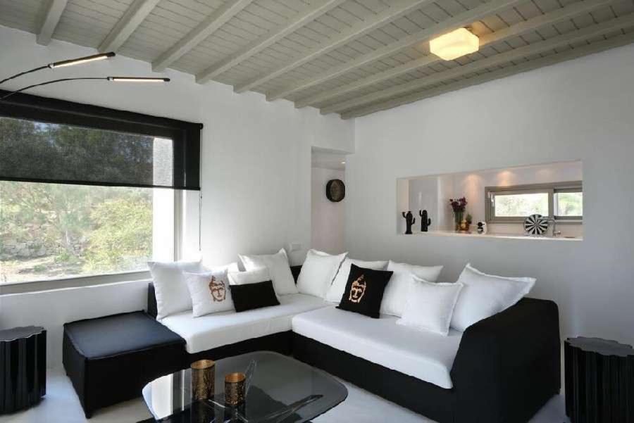 Stunning 4bed With Pool In Kalafatis Spilia *